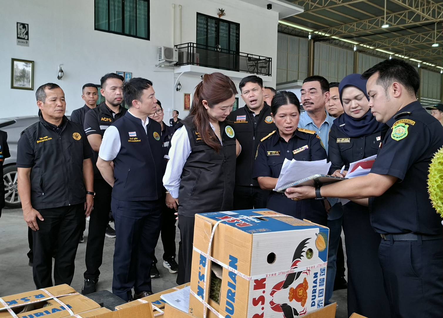 title - ส.ป.ก. ร่วมติดตามรัฐมนตรีช่วยว่าการกระทรวงเกษตรและสหกรณ์ (นางสาวปิยะรัฐชย์ ติยะไพรัช) ลงพื้นที่ตรวจราชการในพื้นที่จังหวัดจันทบุรี